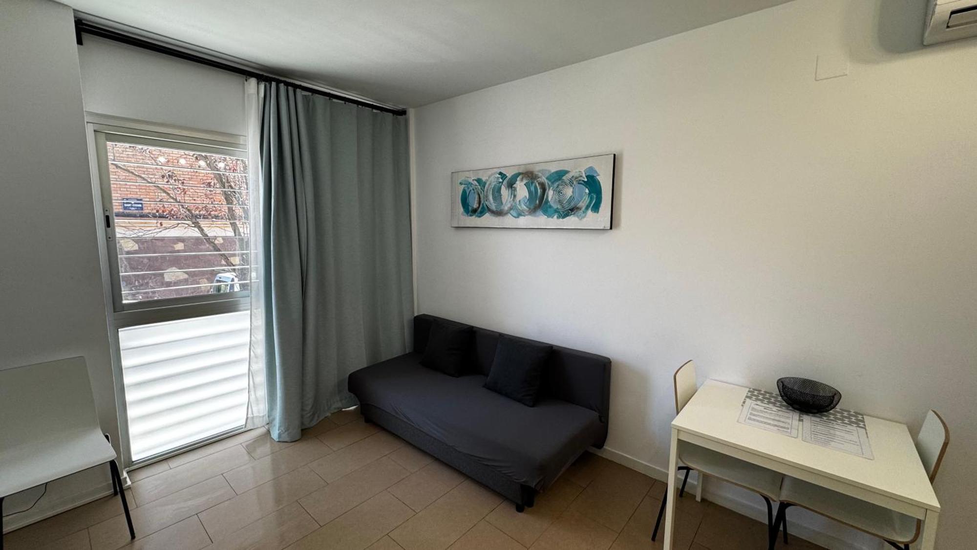 Moderno Apartamento Con Parking,Tarrassa, Barcelona テラサ エクステリア 写真